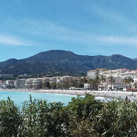 Proche Place Aux Herbes Et Parvis Basilique St Michel Apartment Menton