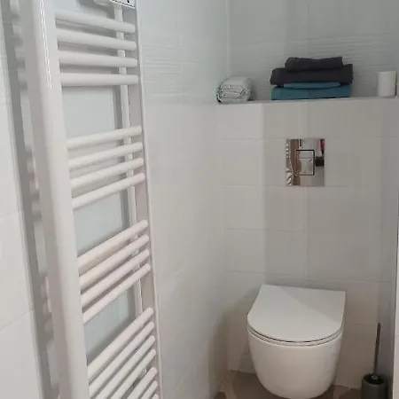 Proche Place Aux Herbes Et Parvis Basilique St Michel Apartament Mentona
